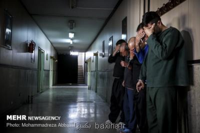 از دستگیری اوباش مسلح تا کشف بیش 9 هزار بسته انواع مواد محترقه