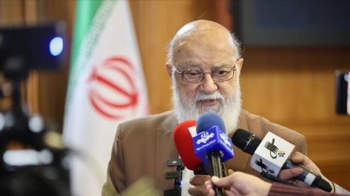 شناسنامه دار شدن دستفروشان مترو کار اشتباهی است