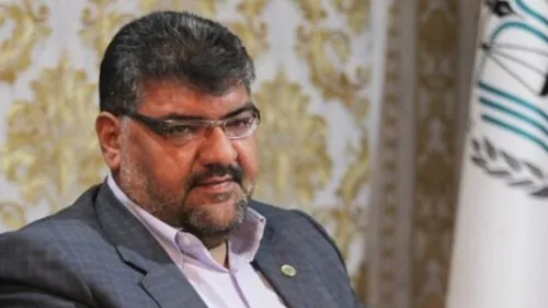 هشدار به وکیل نماها وکیل نمی تواند در صف قانون شکنان بایستد